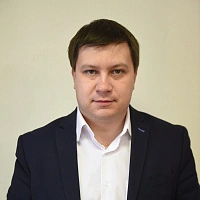 Максим Шаронов