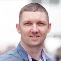 Олег Иванов