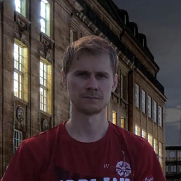 Антон Слученков